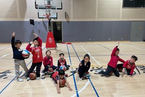  如何通过团队合作提升篮球后卫表现：实战经验与策略解析